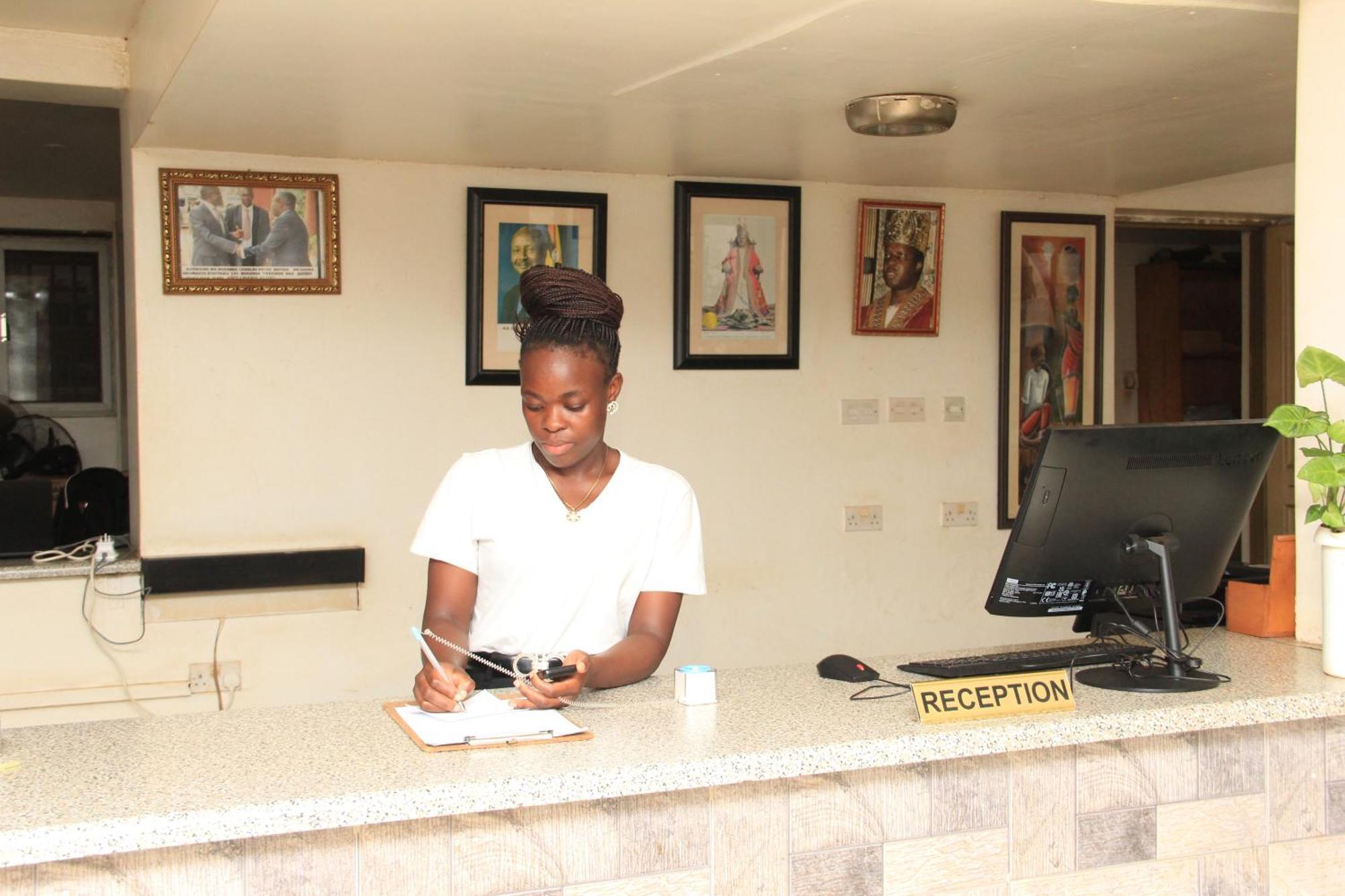 Entebbe Flights Motel Luaran gambar